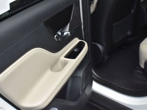 New 2026 Lincoln Corsair Grand Touring image 12