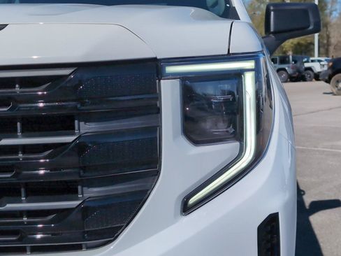 New 2026 GMC Sierra 1500 Elevation w/ Elevation Select Package AWD/4WD image 12