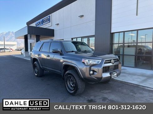 Used 2022 Toyota 4Runner SR5 Premium image 1