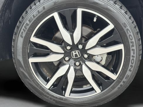 Used 2021 Honda Pilot Touring image 34