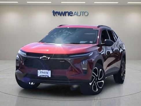 Used 2024 Chevrolet Trax RS w/ Driver Confidence Package FWD image 10
