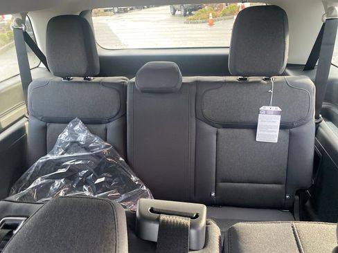 New 2025 Ford Expedition Max Active image 30