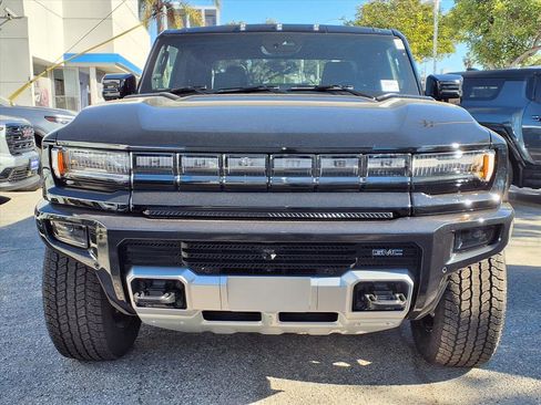 New 2026 GMC Hummer EV 4x4 Crew Cab image 2