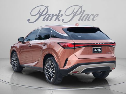 Used 2024 Lexus RX 350 Premium Plus w/ Convenience Package FWD image 3