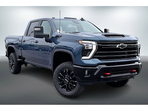 New 2026 Chevrolet Silverado 3500 LT w/ Trail Boss Package image 2