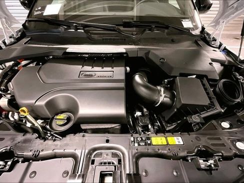 Certified 2024 Land Rover Range Rover Evoque S image 9