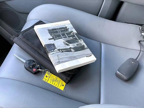 Used 2016 Ford Transit 150 XLT image 10