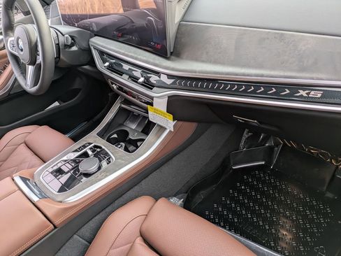 New 2026 BMW X5 xDrive40i w/ M Sport Package image 38