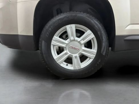Used 2015 GMC Terrain SLE FWD image 26