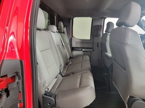 Used 2015 Ford F150 XLT w/ Equipment Group 301A Mid AWD/4WD image 17
