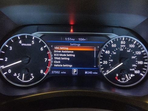 Used 2024 Nissan Sentra SV FWD image 23