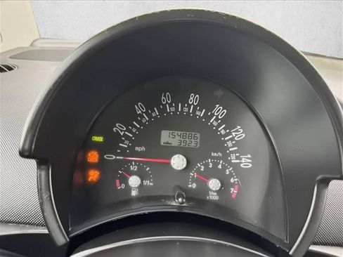 Used 2003 Volkswagen Beetle GLS FWD image 12