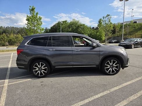 Used 2021 Honda Pilot Touring image 6
