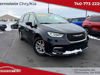 Used 2022 Chrysler Pacifica Touring-L