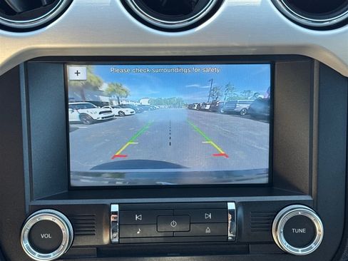 Used 2017 Ford Mustang Premium RWD image 22