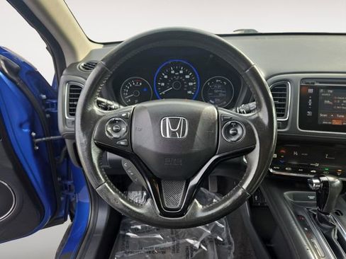 Used 2018 Honda HR-V EX-L image 12