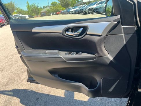 Used 2019 Nissan Sentra S FWD image 10