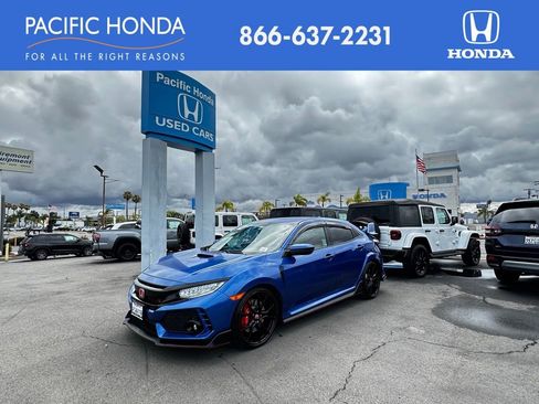 Used 2018 Honda Civic Type R image 1