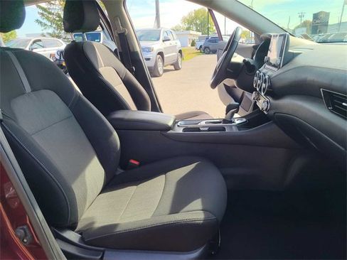 Used 2022 Nissan Sentra SV image 18