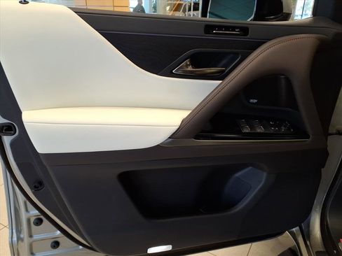 New 2026 Lexus LX 600 4WD w/ Luxury Package image 11