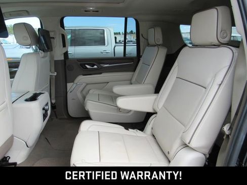 Certified 2022 GMC Yukon XL Denali w/ Denali Ultimate Package AWD/4WD image 30