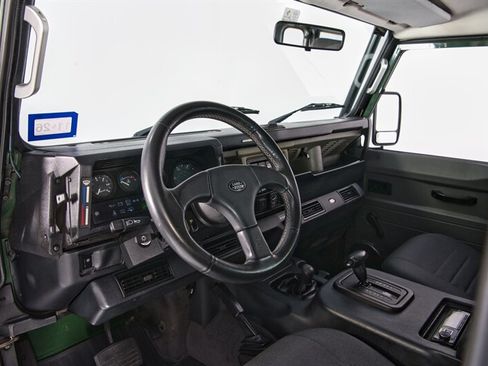 Used 1997 Land Rover Defender 90 AWD/4WD image 21