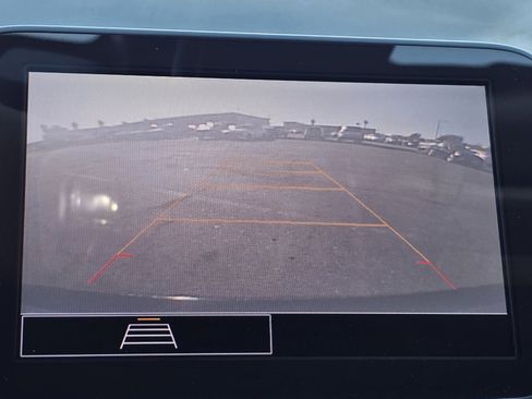 Used 2021 Chevrolet Malibu LT image 26