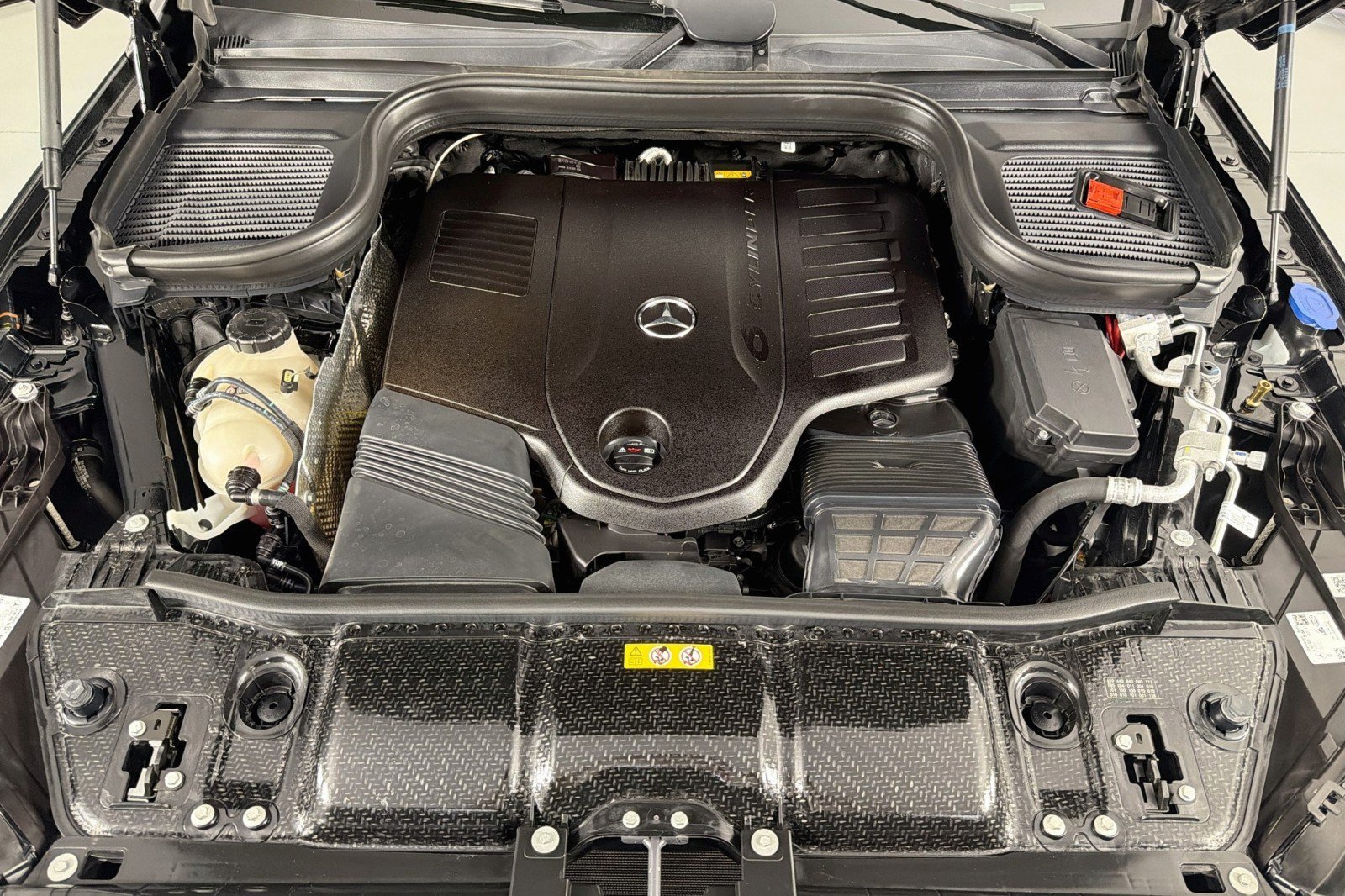 Certified 2024 Mercedes-Benz GLE 450 4MATIC image 12