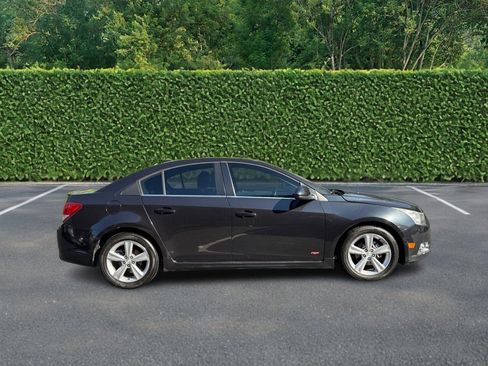 Used 2014 Chevrolet Cruze LT w/ RS Package FWD image 2