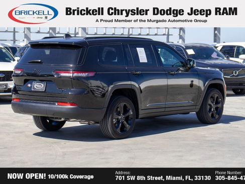 Used 2025 Jeep Grand Cherokee L Altitude image 5