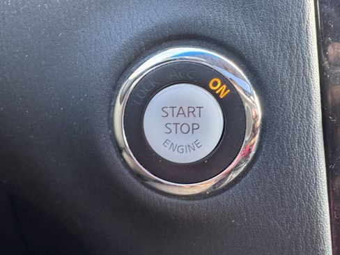 Used 2017 INFINITI QX50 Base 4dr Crossover w/ Premium Package image 37