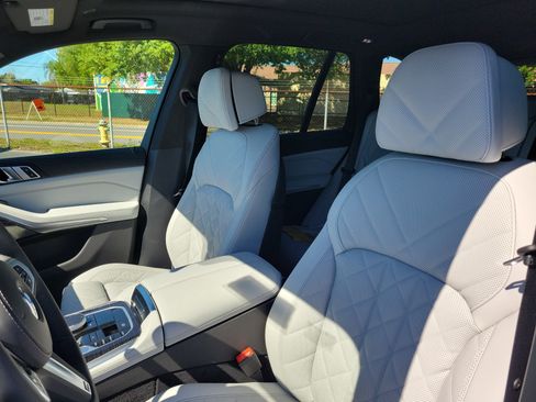 New 2026 BMW X5 sDrive40i w/ M Sport Package image 17