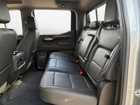 Used 2024 GMC Sierra 1500 Denali AWD/4WD image 13