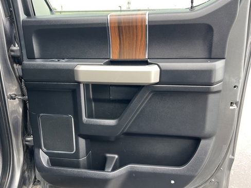 Used 2016 Ford F150 Lariat w/ Equipment Group 502A Luxury image 13