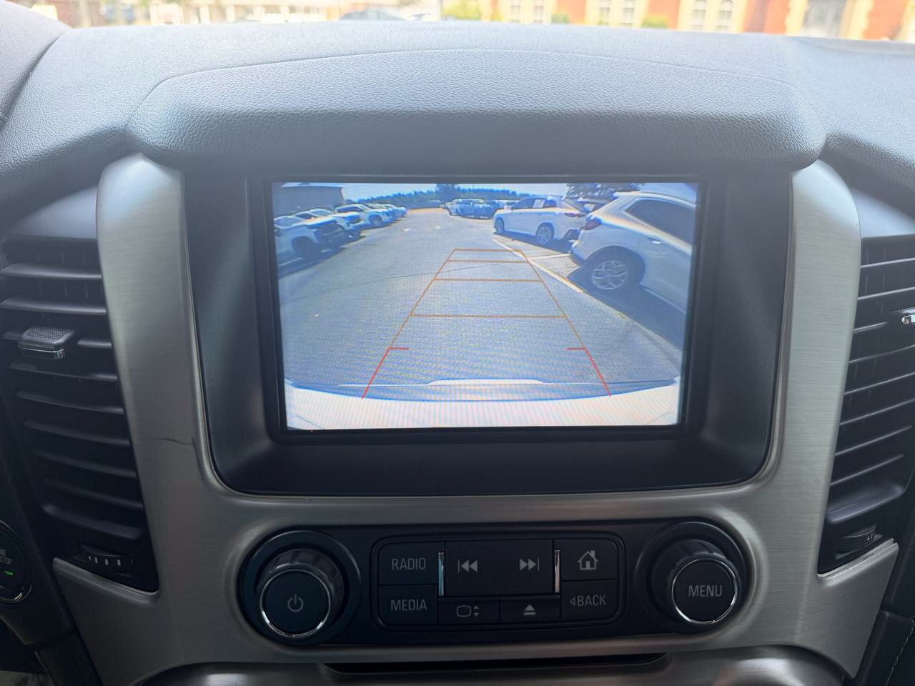 Used 2020 GMC Yukon Denali w/ Denali Premium Package RWD image 25