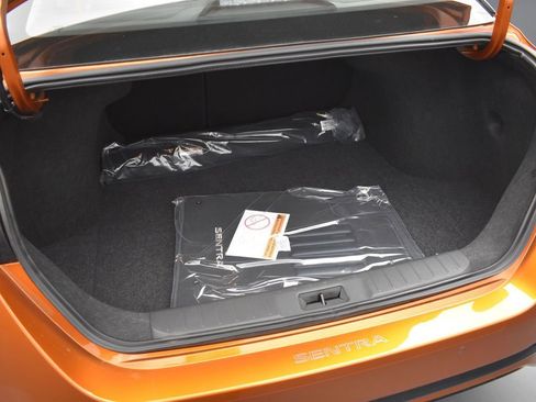 New 2025 Nissan Sentra SR w/ SR Premium Package image 32