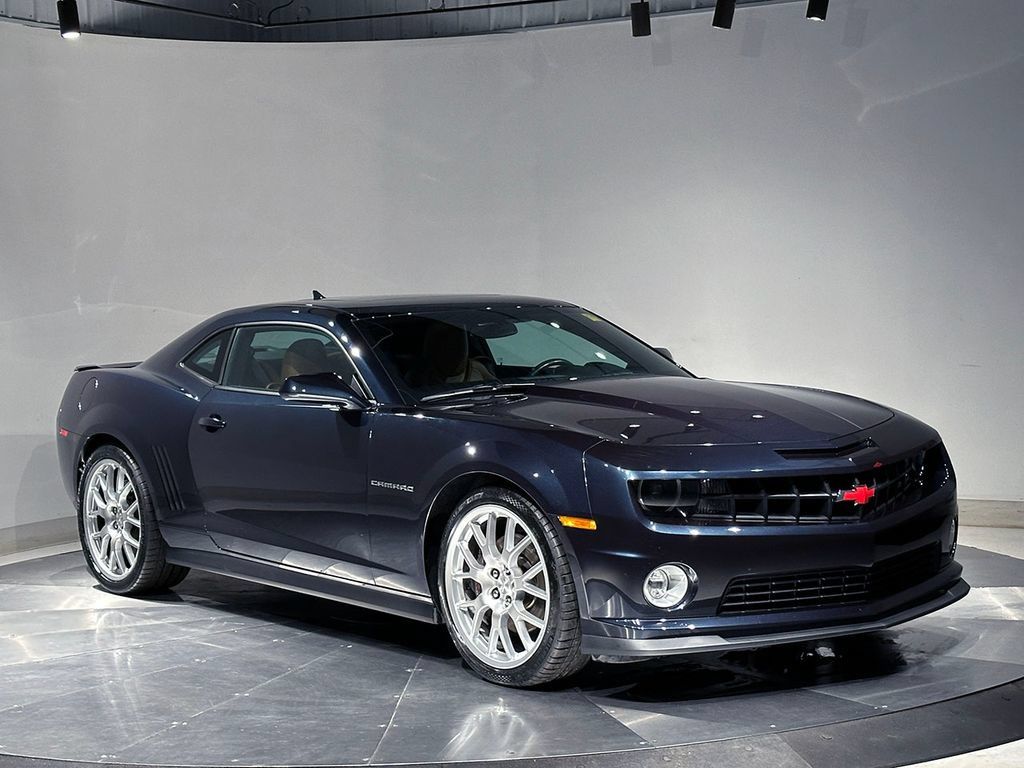 Used 2013 Chevrolet Camaro SS w/ Dusk Special Edition RWD image 84