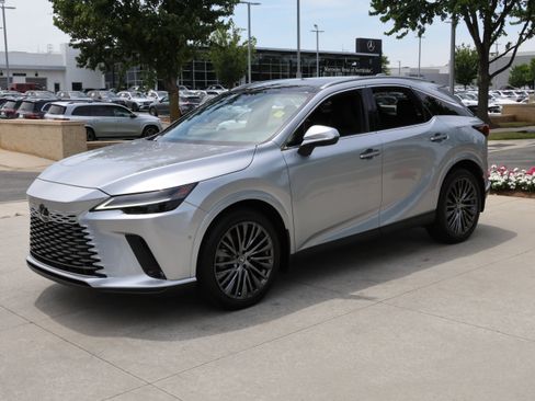 Used 2023 Lexus RX 350 AWD w/ Accessory Package image 5