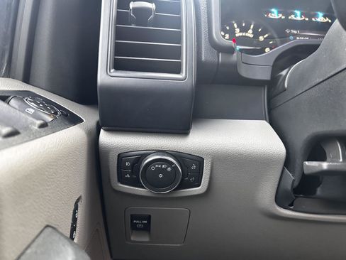 Used 2016 Ford F150 XL w/ Equipment Group 101A Mid image 24