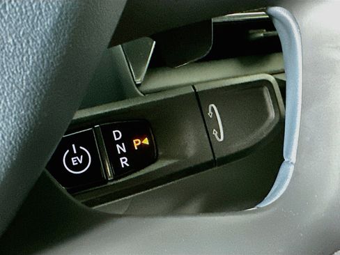 Used 2024 Kia EV9 GT-Line AWD/4WD image 25