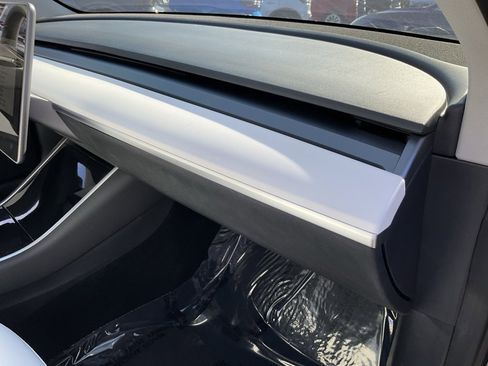 Used 2020 Tesla Model 3 Long Range image 62