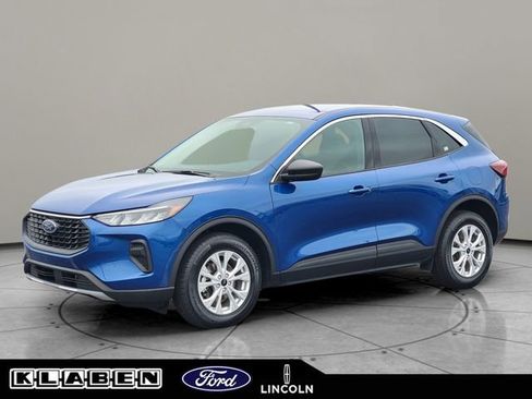 Certified 2023 Ford Escape Active AWD/4WD image 1