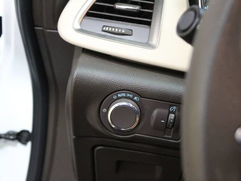 Used 2017 Buick Verano FWD image 15