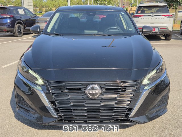 Used 2025 Nissan Altima 2.5 SV FWD image 5