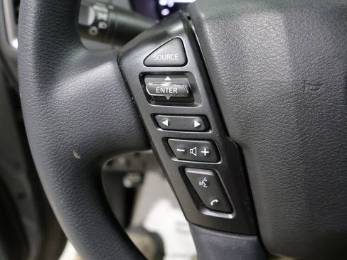 Used 2024 Nissan Frontier SV AWD/4WD image 32