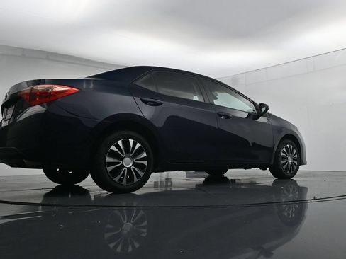 Used 2019 Toyota Corolla LE FWD image 40