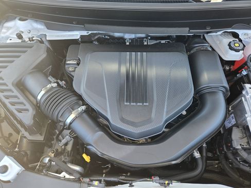 New 2026 GMC Acadia AT4 w/ Luxury Package image 21