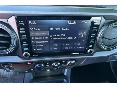 Used 2020 Toyota Tacoma 2WD Double Cab image 19