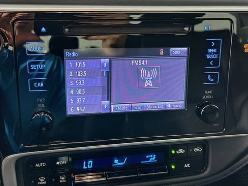 Certified 2018 Toyota Corolla SE image 14