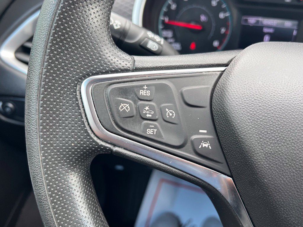 Used 2025 Chevrolet Malibu LT FWD image 13